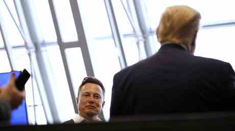 Trump nennt Musk „Bullshit Kuenstler — World