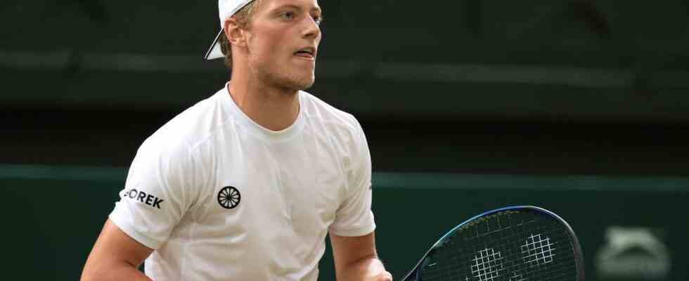 Van Rijthoven faellt gleich beim ersten Turnier seit Wimbledon Stunt