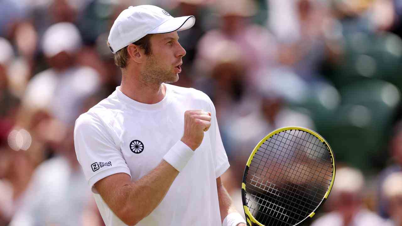 Botic van de Zandschulp steht erstmals in der vierten Runde von Wimbledon.