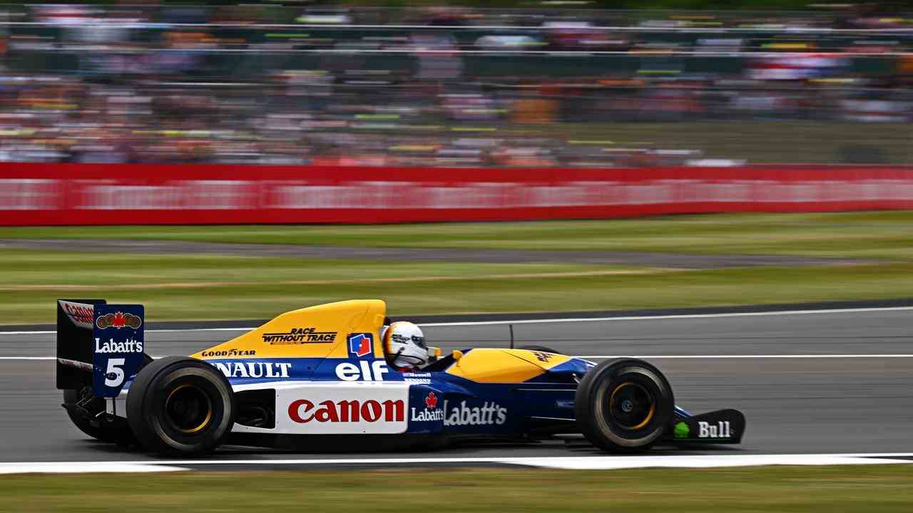 Sebastian Vettel fuhr den Williams FW14B in Eigenregie.