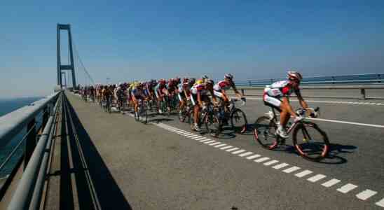 Wird die 18 Kilometer Bruecke bei der Tour fuer Chaos sorgen Hier