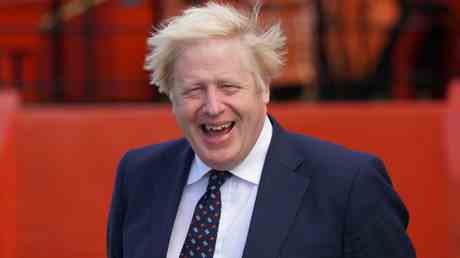 „Der Clown geht – Top Putin Verbuendeter bei PM Johnson — World