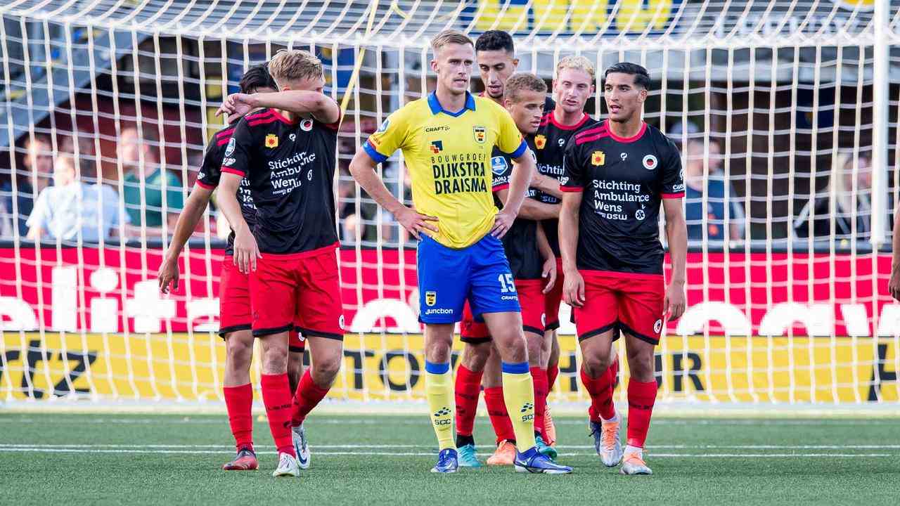 Excelsior gab Cambuur im ersten Ligaspiel der Saison eine Niederlage.