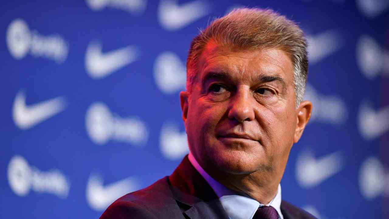 Joan Laporta droht mit einer Klage gegen Frenkie de Jong.