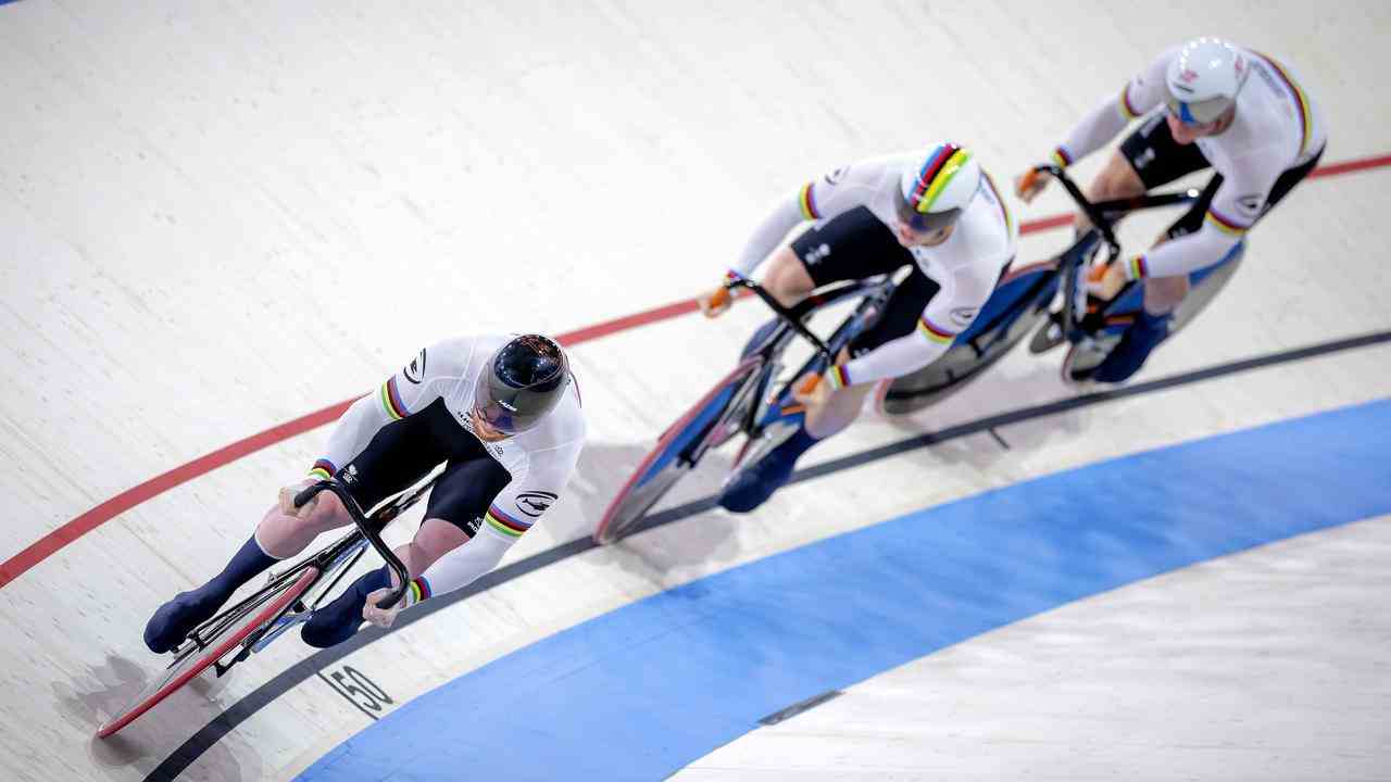 Die feste Reihenfolge des Teamsprints: Starter Van den Berg vor Zweiter Lavreysen und Schlussfahrer Hoogland.