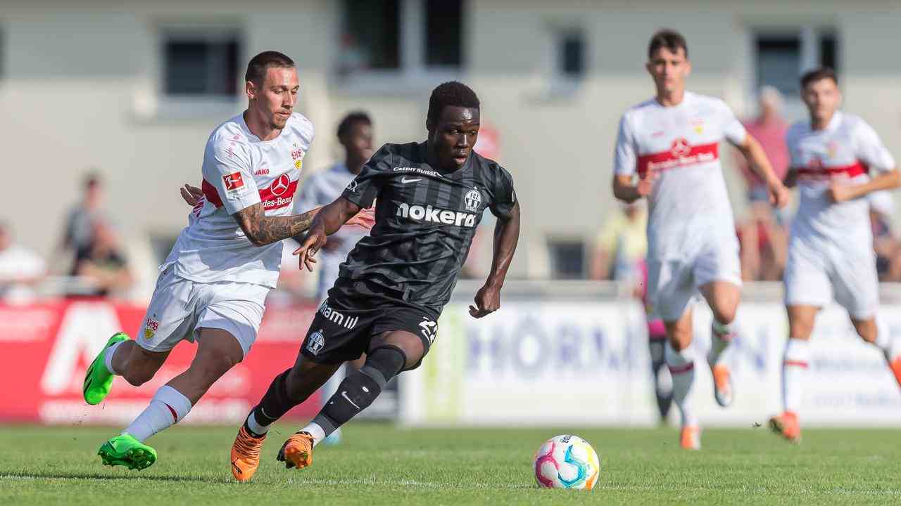 Der Stürmer des FC Zürich, Willy Gnonto, war im vergangenen Sommer im ausdrücklichen Interesse von Feyenoord.  Der Italiener ist vorerst noch Spieler des FC Zürich.