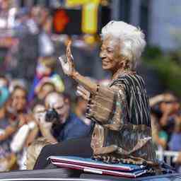 Ashes of Star Trek Schauspielerin Nichelle Nichols geht ins All