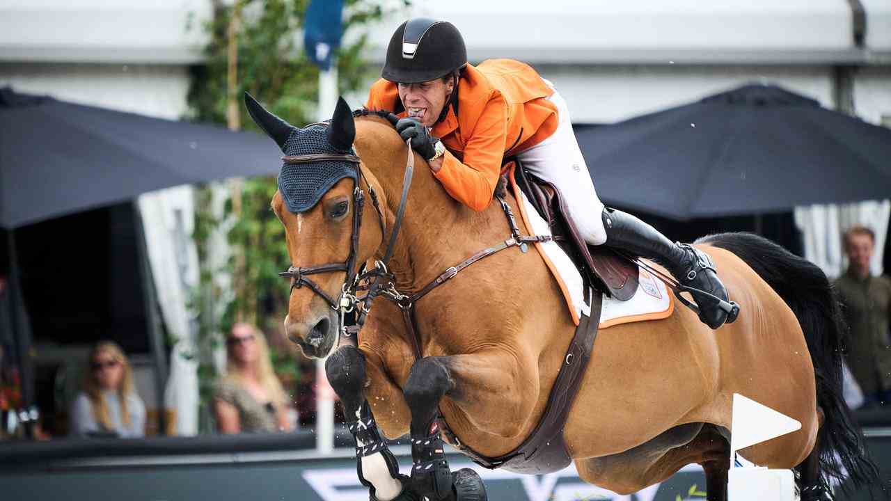 Maikel van der Vleuten war im ersten Teil der Springreiter einzeln bester Niederländer.