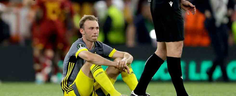 Aursnes verlaesst Feyenoord nach einem Jahr fuer Benfica von Trainer