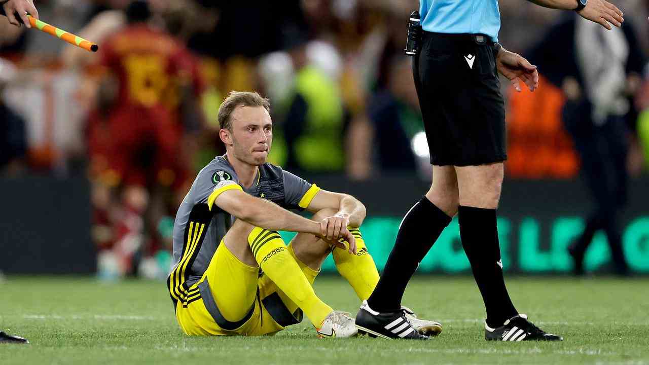 Fredrik Aursnes nach dem abgelaufenen Conference-League-Finale gegen den AS Rom.