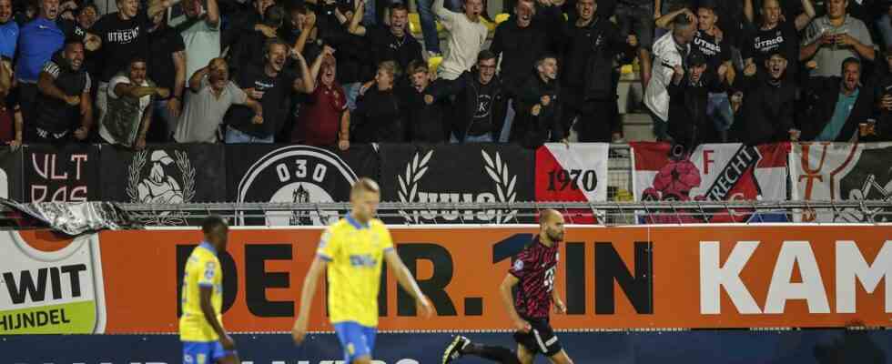 Debuetant Dost hilft dem FC Utrecht mit zwei Toren bei