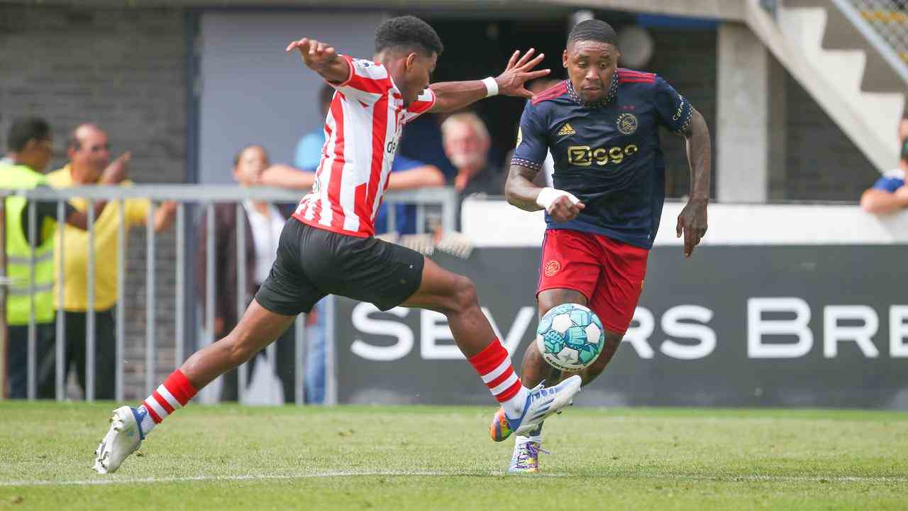 Steven Bergwijn gelang letzte Woche bereits ein Hattrick gegen den FC Groningen.