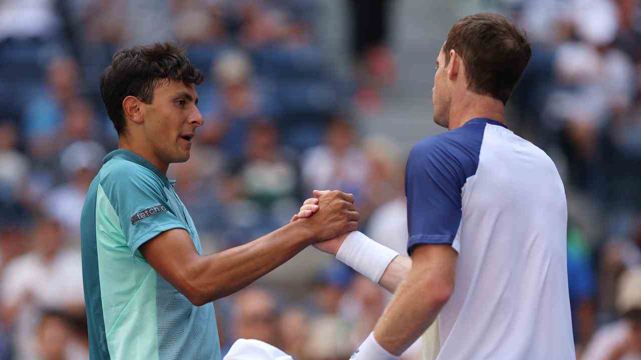 Glückwünsche von Emilio Nava an Andy Murray.