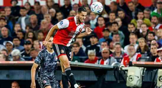 Feyenoord schlaegt Emmen dank der ersten Tore von vier Neulingen