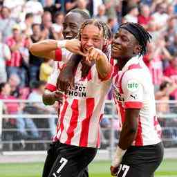 Gakpo ermoeglicht letztes Tor fuer PSV gegen Volendam JETZT