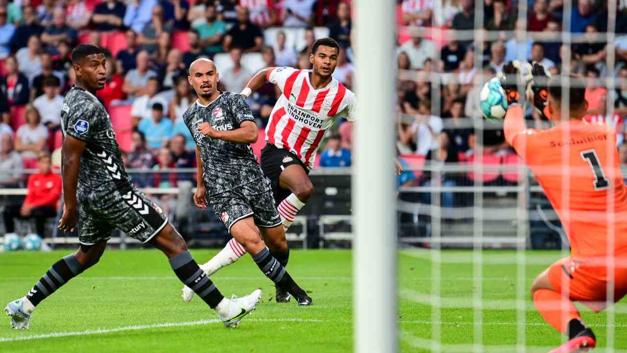 Cody Gakpo war gegen den FC Emmen zweimal treffsicher.