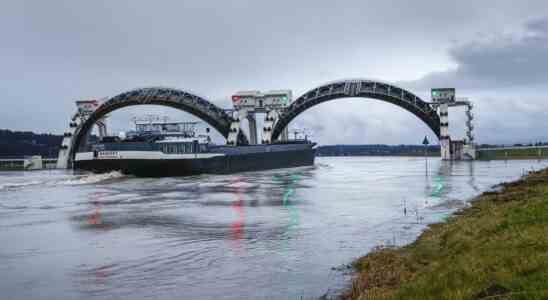 Genialer „Rechentrick Rijkswaterstaat sorgt fuer zusaetzliches Wasser am Niederrhein