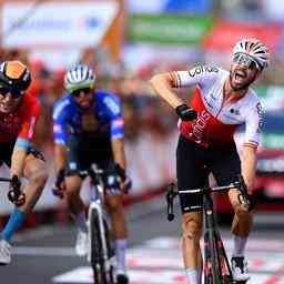 Jesus Herrada staerkster der Spitzengruppe in Vuelta Evenepoel behaelt rotes