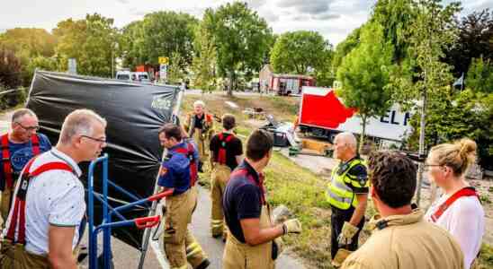 Mehrere Tote nachdem ein Lastwagen in einen Grill in der