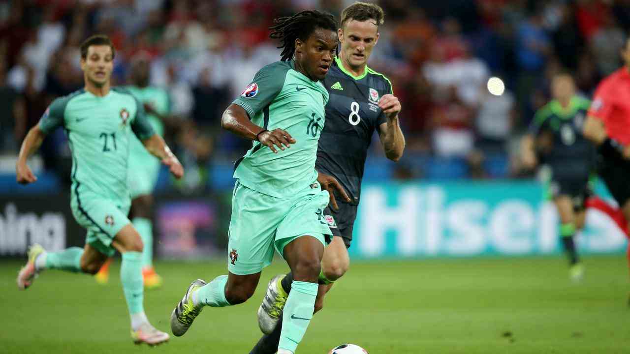 Renato Sanches im Einsatz im Halbfinale der Euro 2016. Portugal besiegte Wales mit 2:0.