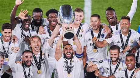 Real Madrid kroent sich zum Supercup Koenig — Sport