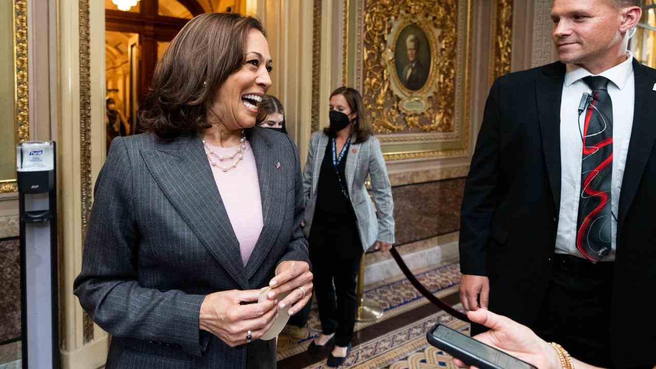 Im Senat war das Votum von Vizepräsidentin Kamala Harris ausschlaggebend.