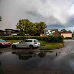 Wetterbericht Warnung vor dichtem Nebel und Gewitter spaeter auch einzelne