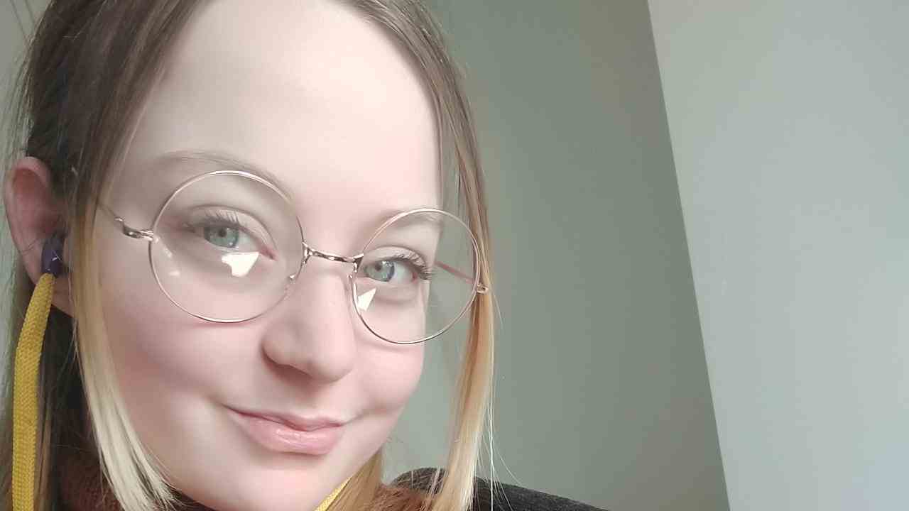 Joëlle (23) hatte neben ihrem Studium vier Jobs.