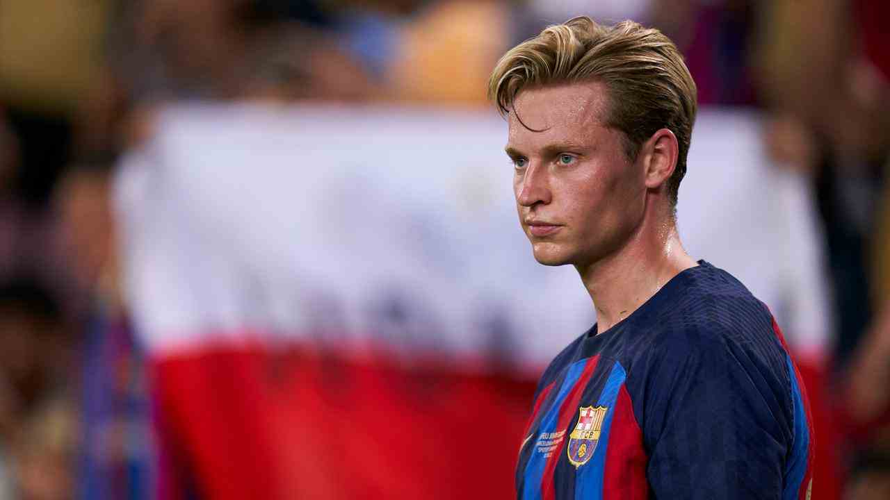 Ob Frenkie de Jong nach diesem Monat noch ein Spieler des FC Barcelona sein wird, ist noch nicht klar.