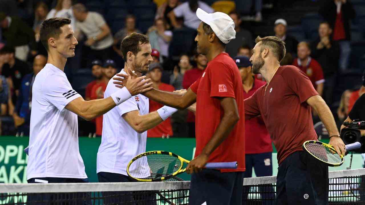 Andy Murray und Joe Salisbury beendeten ihr Match gegen Jack Sock und Rajeev Ram erst nach Mitternacht.