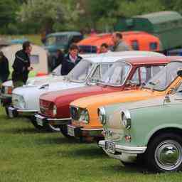 Oldtimer laenger in diesem Jahr in der Innenstadt von Alphen