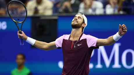 Russischer Star verdraengt US Open Favorit — Sport