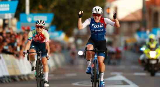 Van Vleuten wehrt Angriff auf das Trikot des Fuehrenden in