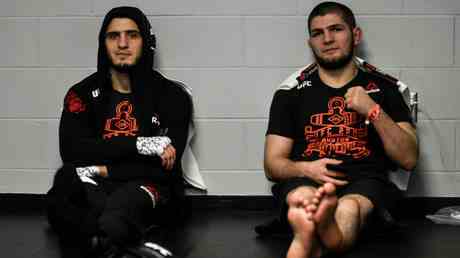 Makhachev wurde wegen Khabib um den Titel geschossen behauptet der