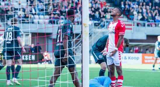 Steijn fuehrt Twente zum Sieg und Platz drei Groningen nicht