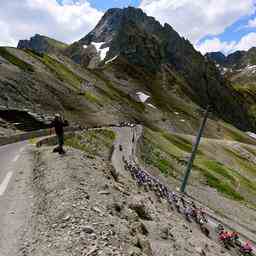 Tour de France Femmes hat Anstieg ueber Tourmalet und endet