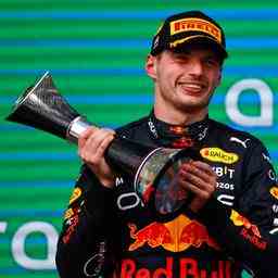 Verstappen widmet Mateschitz den Sieg „Er hat so viel fuer