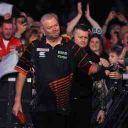 Gruppensieg Van Barneveld Noppert und Van Duijvenbode beim Grand Slam