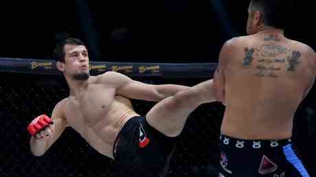 Khabib Cousin jagt Geschichte im WM Kampf — Sport