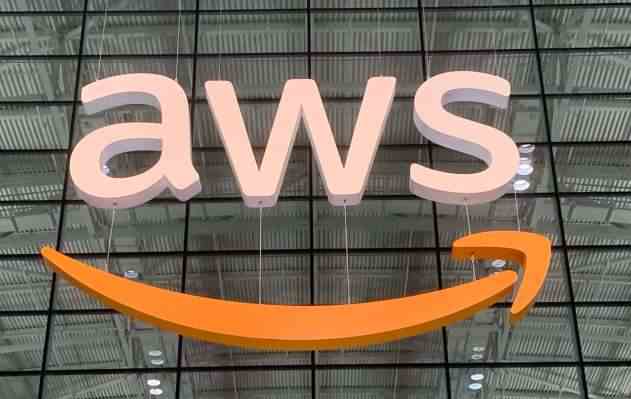 Mit Amazon CloudWorks Internet Monitor koennen Sie verbindungsbezogene Leistungsprobleme verfolgen