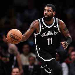 NBA Club Brooklyn Nets hebt Irvings Suspendierung wegen Foerderung antisemitischer Filme