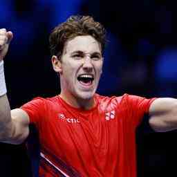 Ruud schlaegt Fritz und erreicht das Halbfinale der ATP Finals