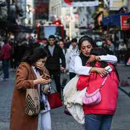 Verdaechtige Explosion in belebter Einkaufsstrasse in Istanbul festgenommen Im