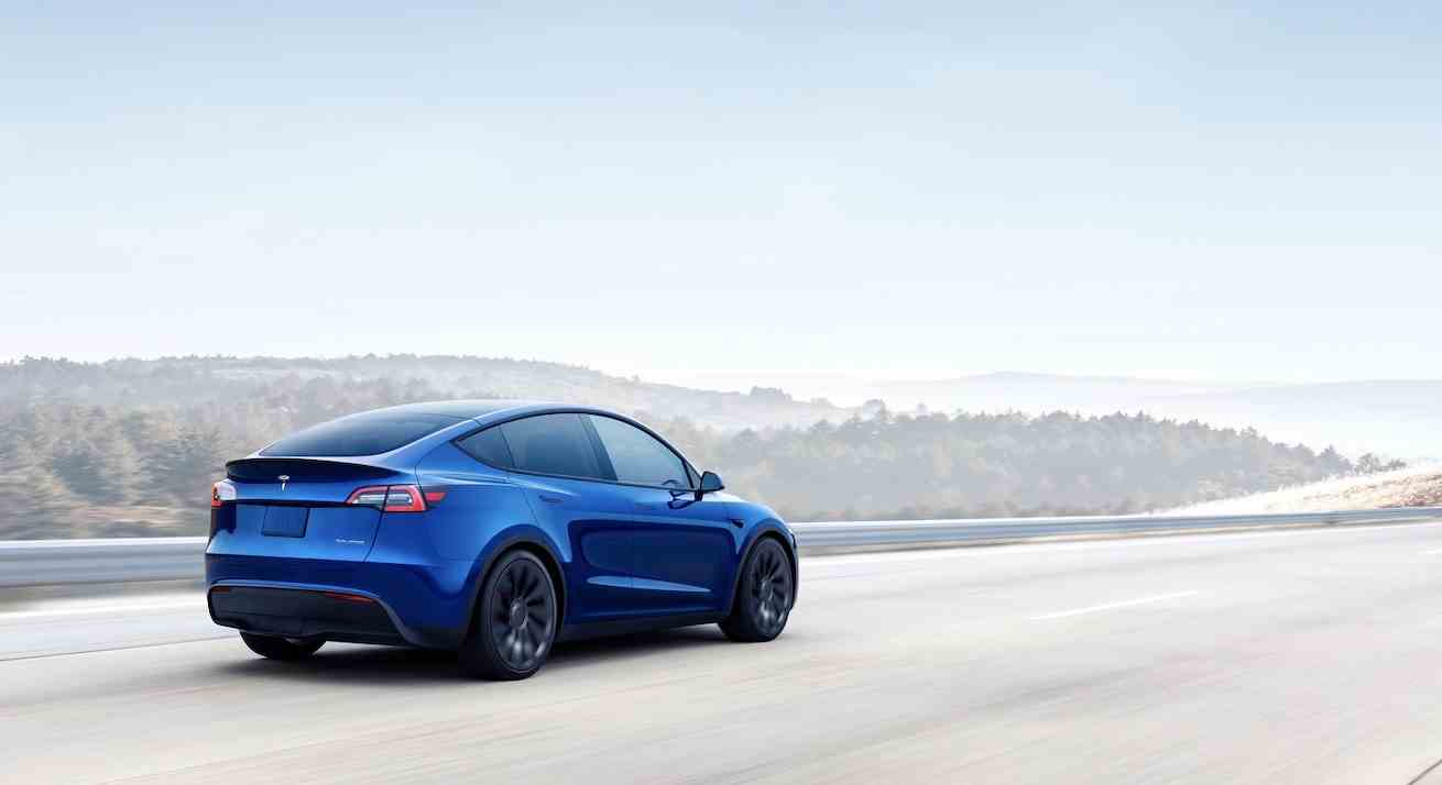 Test der Fahrdynamik des Tesla Model Y