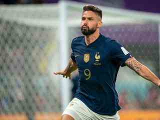 Ondanks alle twijfel is Giroud een Franse legende: 'Feniks van Grenoble'