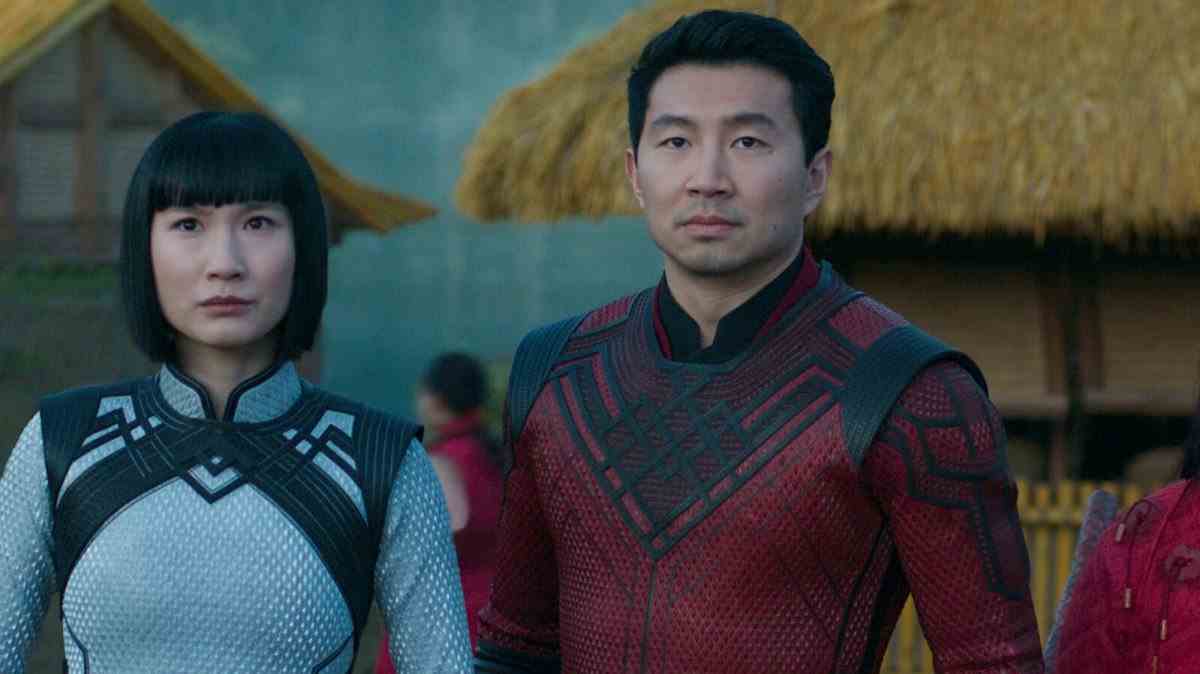 Das DC Extended Universe DCEU wird gelöscht und neu gestartet, die MCU kämpft und es ist die Schuld der Nachfrage nach einem gemeinsamen Universum.  Shang-Chi