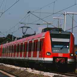 Betrunkener Lokfuehrer nach chaotischer Fahrt durch Deutschland festgenommen Im