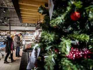 Das denken Sie ueber die Oeffnungszeiten von Supermaerkten an Weihnachten