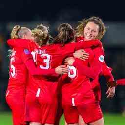 Der FC Twente Women schliesst das Jahr stilvoll mit einem