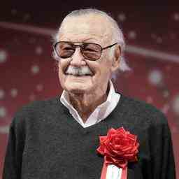 Disney veroeffentlicht Dokumentarfilm ueber Marvel Autor Stan Lee Filme